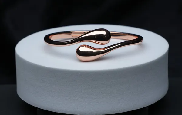 Ethereal_Flow_Bracelet