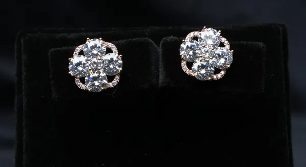 Bloom_Radiance_Studs
