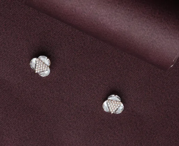Crystal_Clover_Sparkle_Pendant_Set