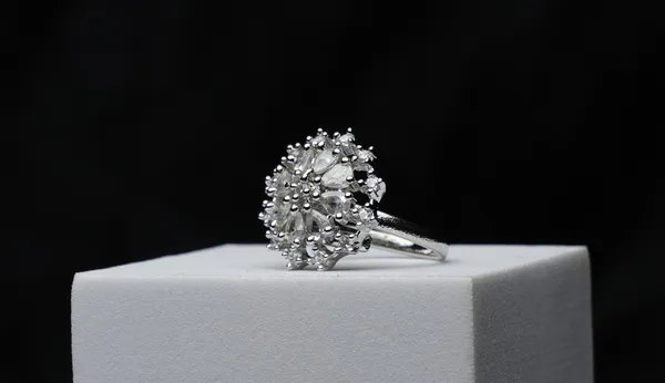 Frosted_Bloom_Ring