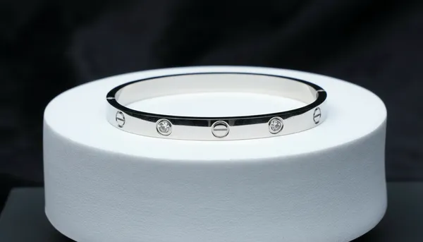 Adoria_Classic_Bracelet