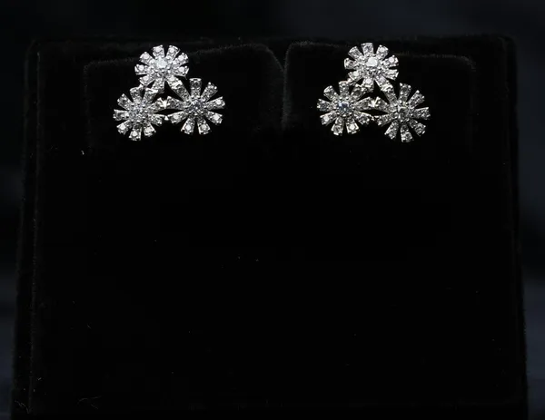 Blossom_Spark_Studs