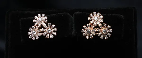 Blossom_Spark_Studs