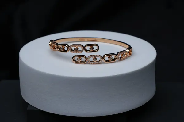 Orbit_Shine_Bracelet
