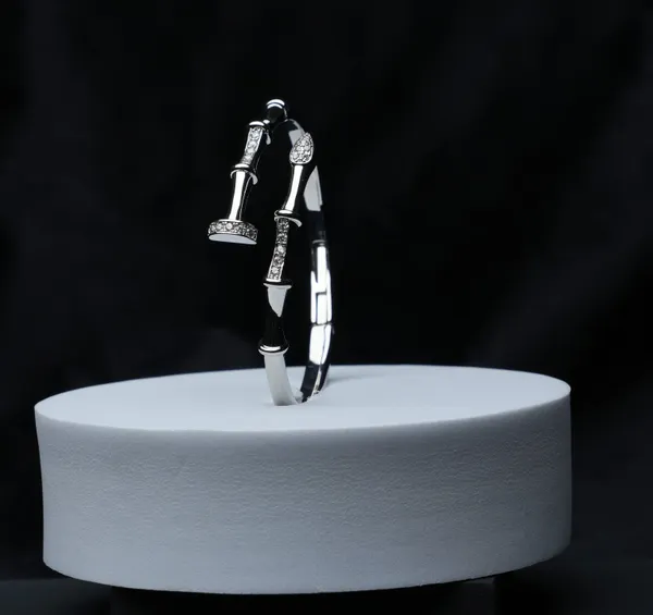 Nail_Luxe_Bracelet