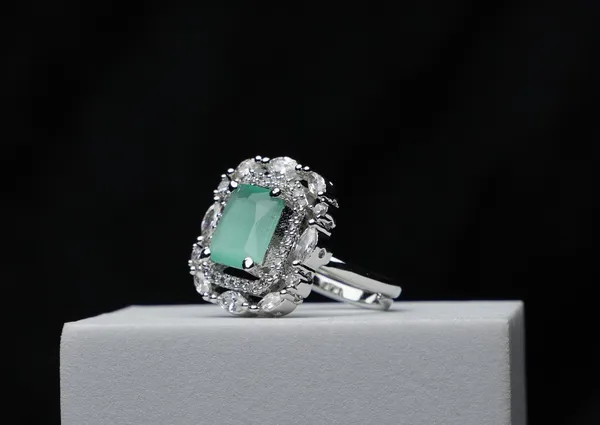 Regalia_Gemstone_Ring