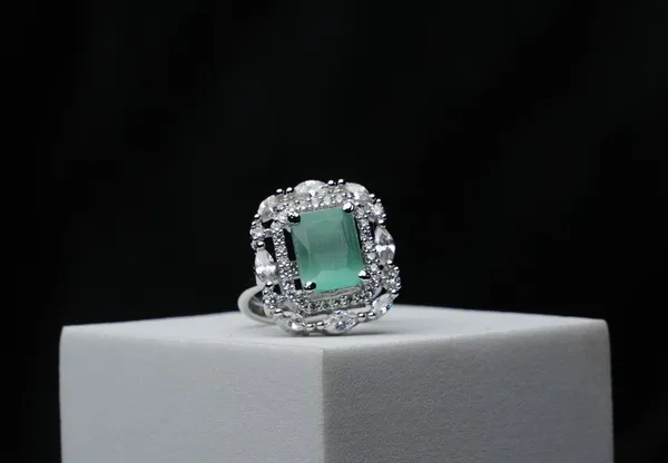 Regalia_Gemstone_Ring