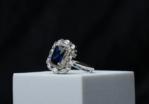 Regalia_Gemstone_Ring