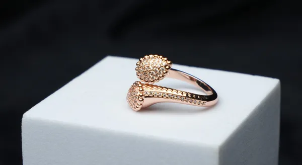 Twilight_Curve_Ring