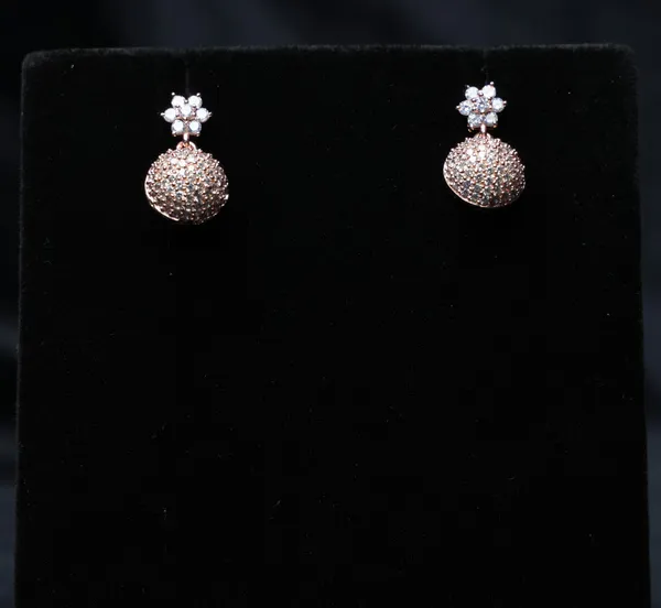 Twinkle_Dome_Earrings