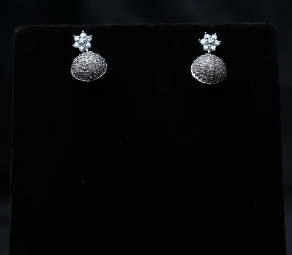 Twinkle_Dome_Earrings