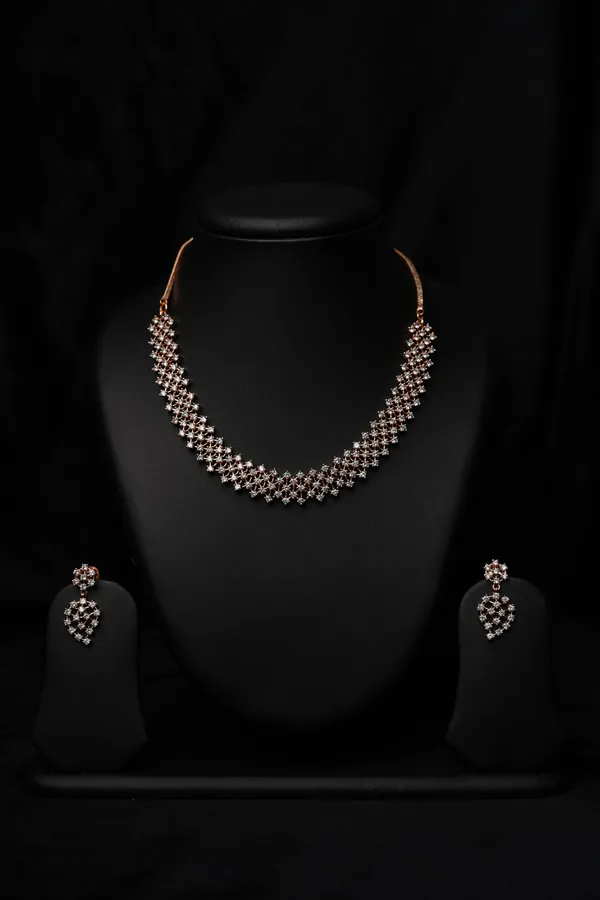 Serena_Bloom_Necklace_Set
