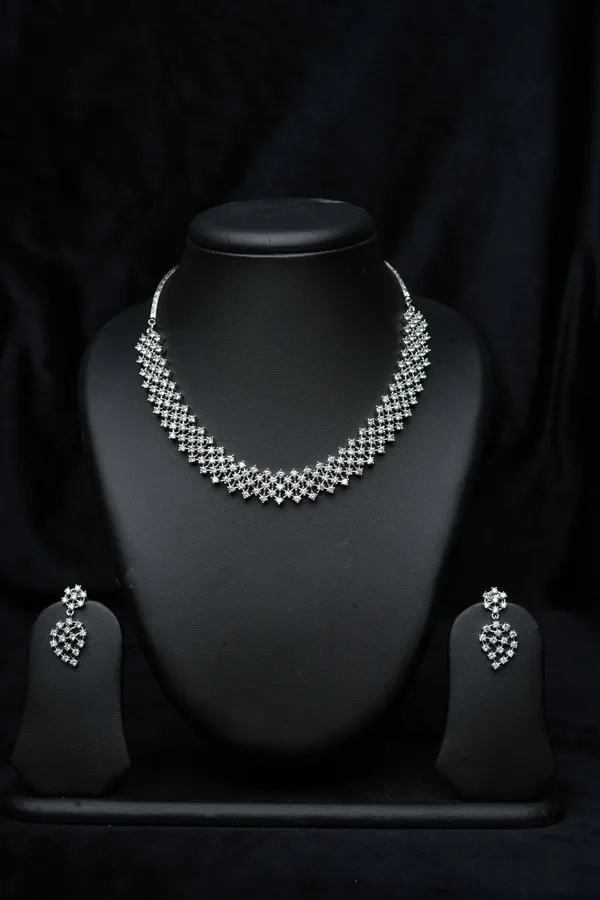 Serena_Bloom_Necklace_Set