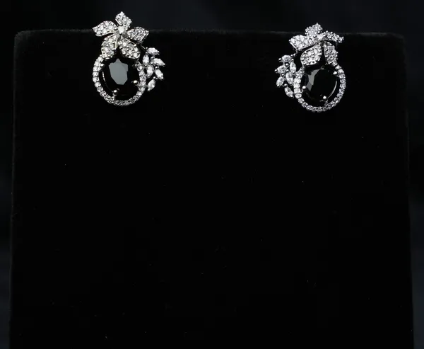 Floral_Luxe_Oval_Studs