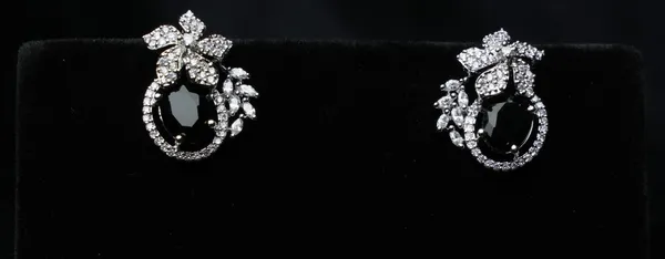 Floral_Luxe_Oval_Studs