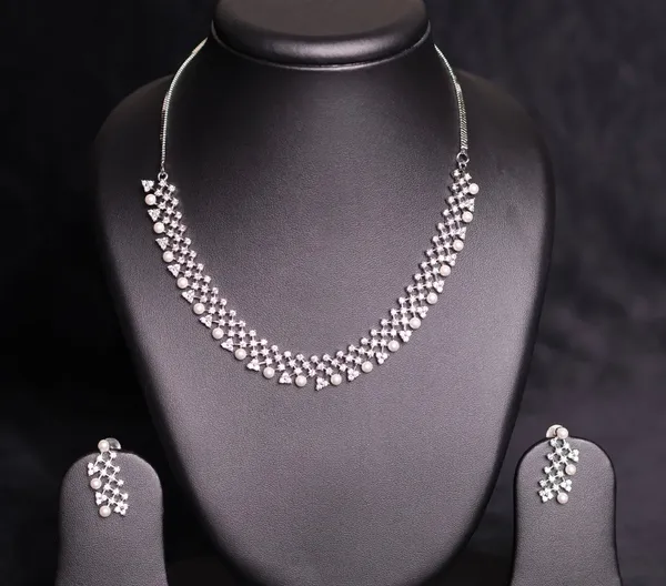 Pearlia_Luxe_Necklace_Set