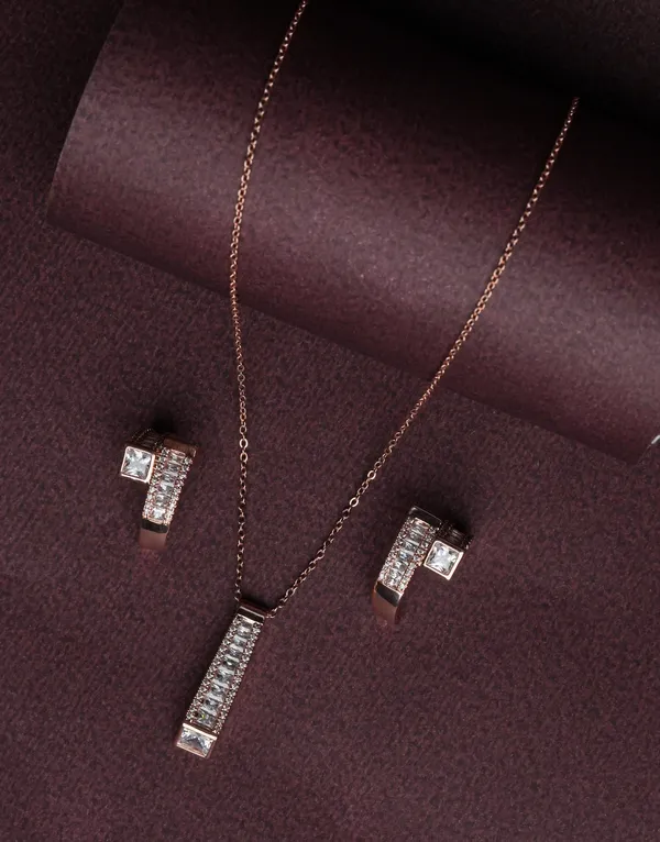 Linear_Spark_Bar_Pendant
