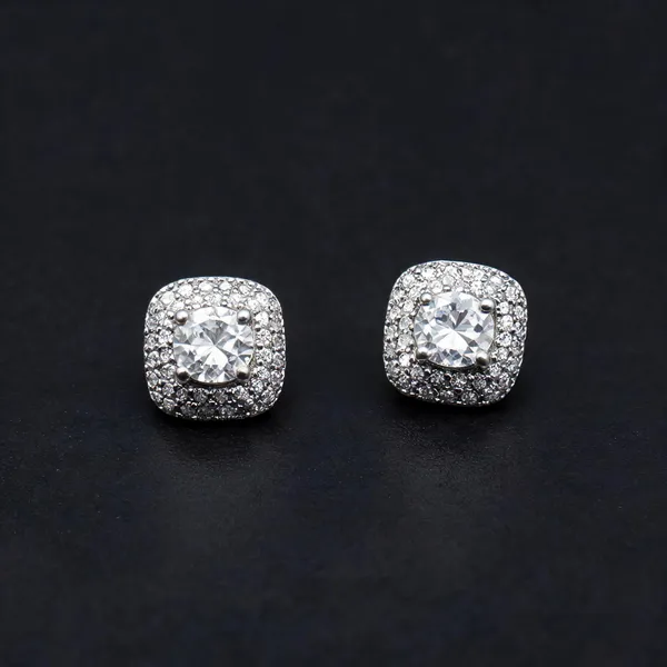 Crystal_Halo_Studs