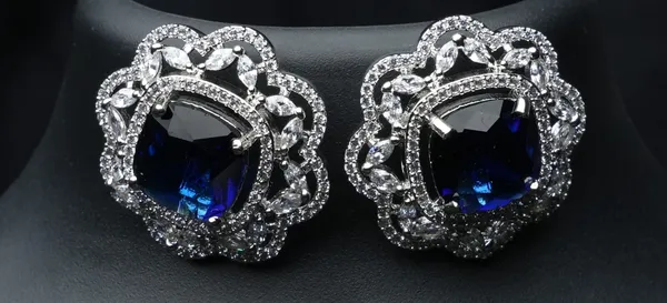 Regal_Bloom_Statement_Studs