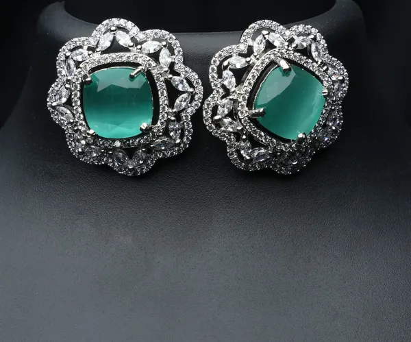 Regal_Bloom_Statement_Studs