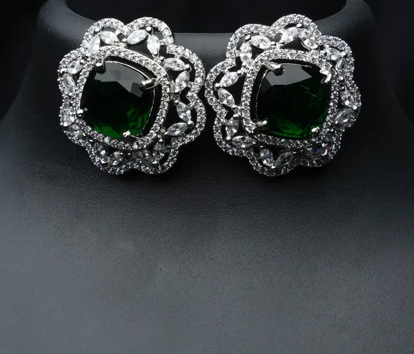 Regal_Bloom_Statement_Studs