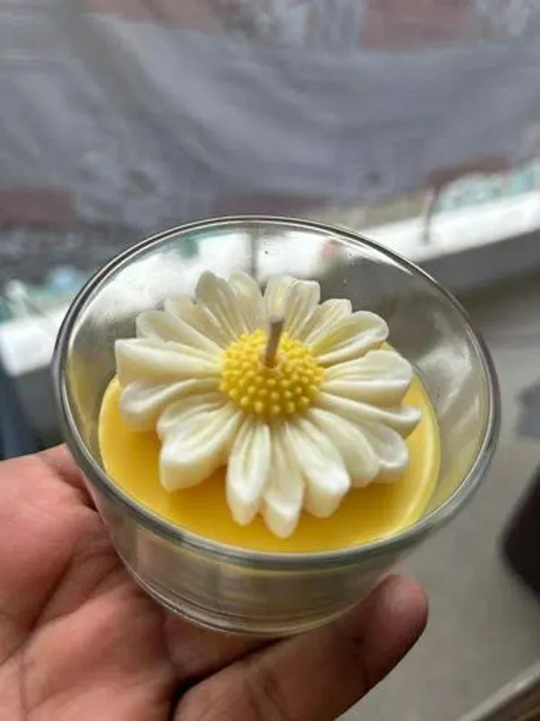 Glass_Soy_Wax_Floral_Daisy_Jar_Scented_Candle