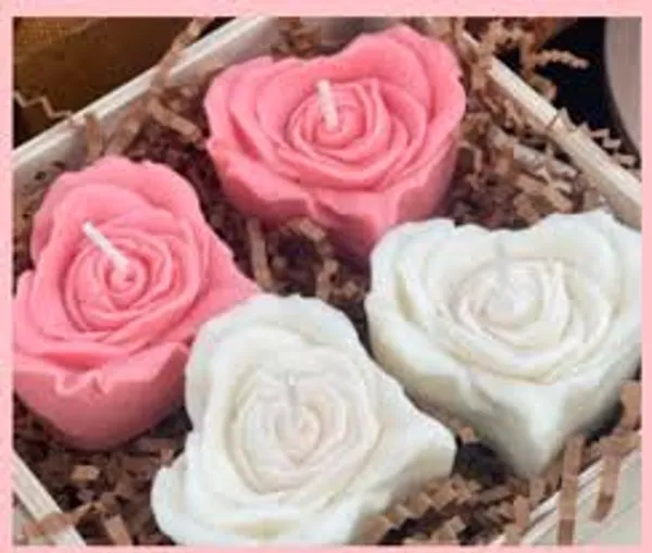 Rose_Shaped_Heart_Candle__(Assorted)