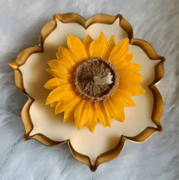 Sunflower_Urli_Candle__(Assorted)