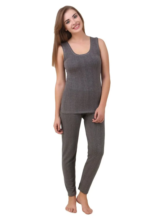 Womens_Blended_Quilted_Thermal_Sleeveless_Top