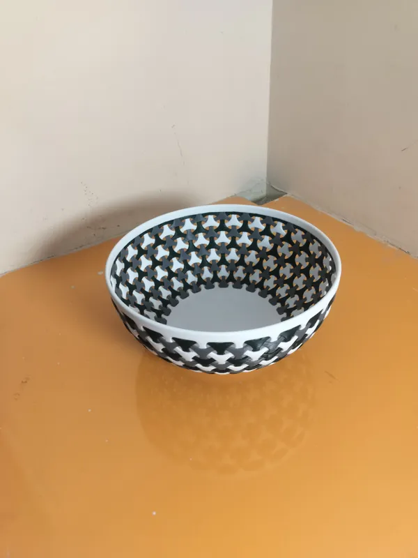 Geometric_Interwoven_Fruit_Bowl