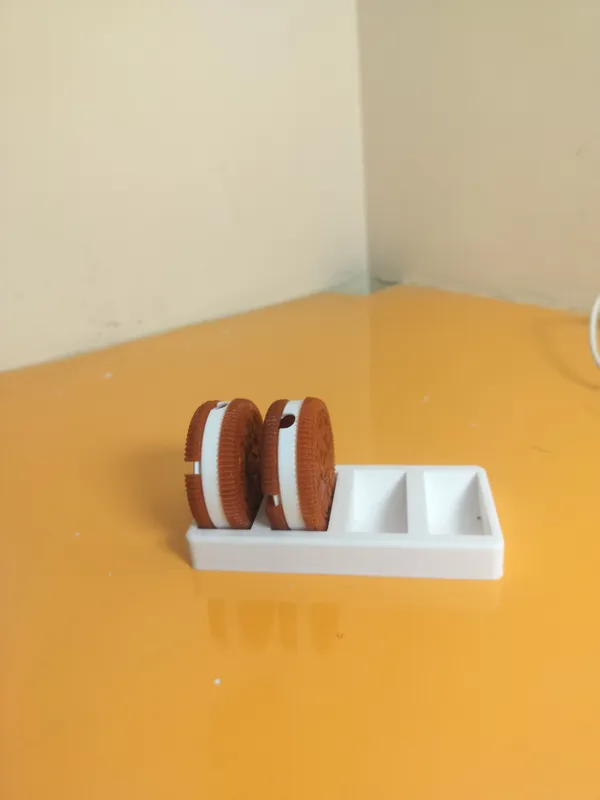 USB_Cable_Manager_Big_Oreon_style_4_nos_with_Holder