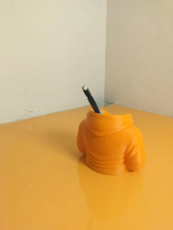 Pen_Stand_Orange_-_Personalised_Name_white