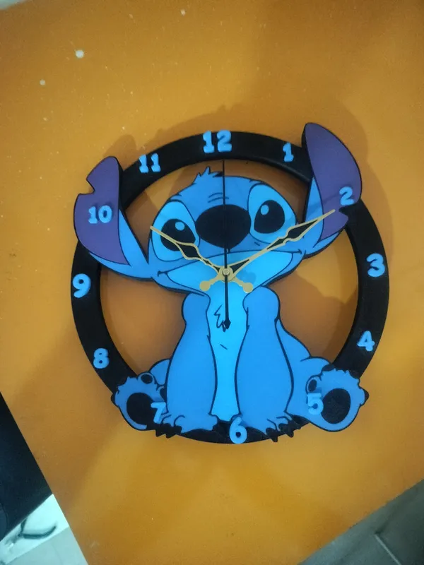 Stitch_Clock