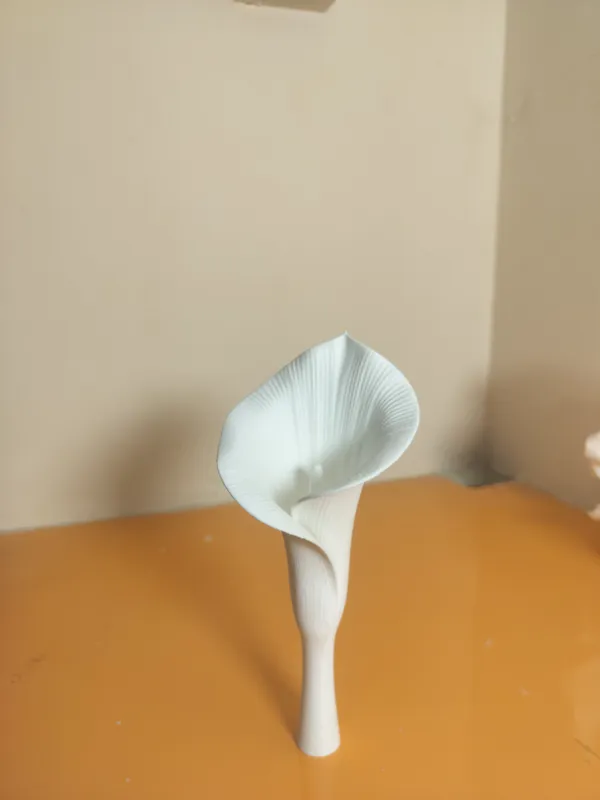 Flower_Sculpture_Set_OF_4_Large_(H-18to_20_cms_each)White