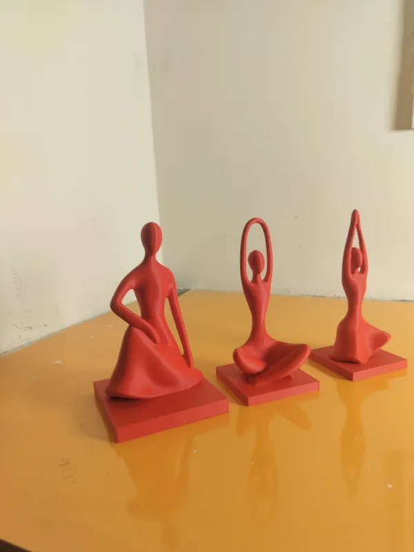 Harmony_Pose_Trio_(Set_of_three)_Red
