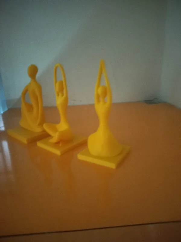 Harmony_Pose_Trio_(Set_of_three)_Yellow