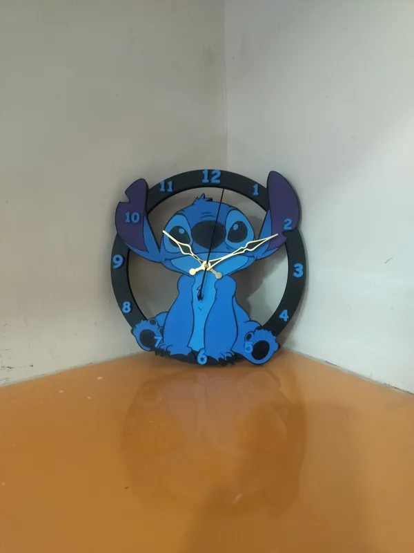 Stitch_Clock