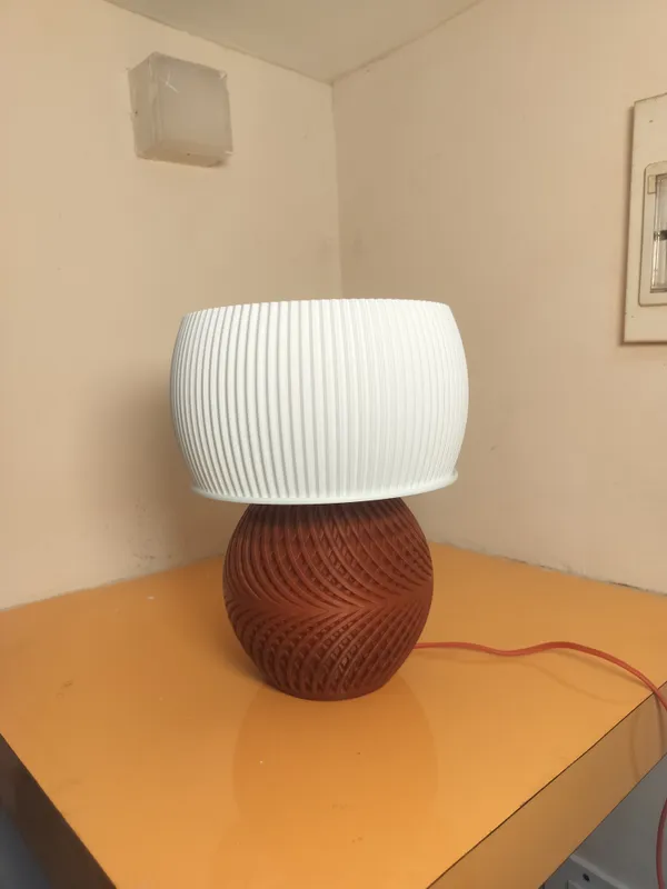 Drift_Design_Lamp_with_Standard_Bulbholder_and_wire_2_mtrs