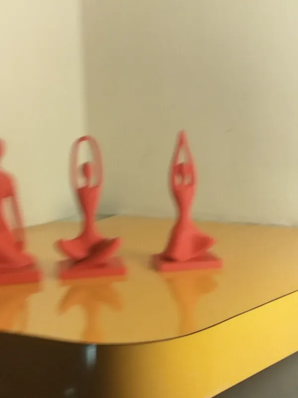 Harmony_Pose_Trio_(Set_of_three)_Red