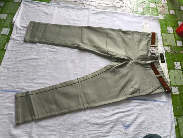 Olive_Woven_Straight_Fit_Trousers_for_Men