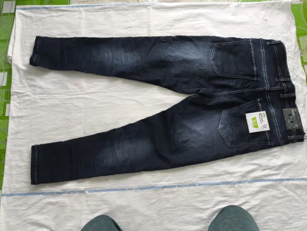 Black_Denim_Slim_Fit_Jeans_for_Men