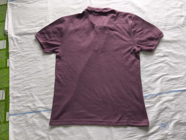 Maroon_Textured_Polo_T-Shirt_for_Men