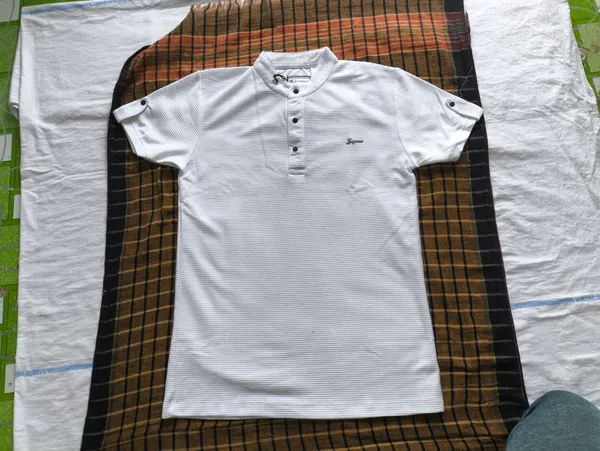 White_Textured_Regular_Fit_Polo_T-Shirt_for_Men