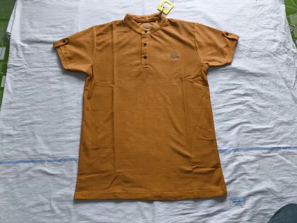 Mustard_Textured_Regular_Fit_Polo_T-Shirt_for_Men
