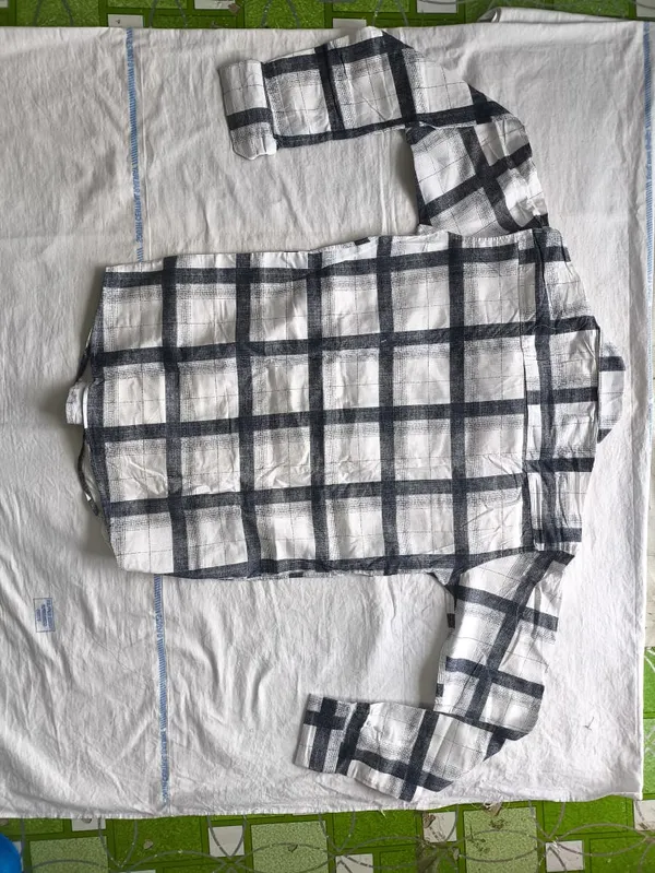 White_Checkered_Casual_Shirt_for_Men