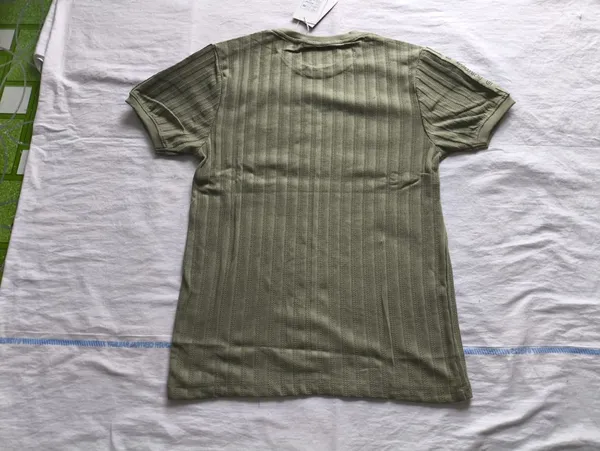 Olive_Green_Ribbed_Crew_Neck_T-Shirt_for_Men