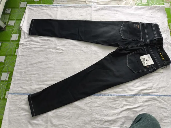 Black_Denim_Slim_Fit_Jeans_for_Men