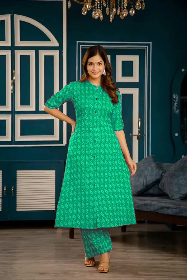 Green_Cotton_Straight_Geometric_Print_Kurta_Set_For_Women