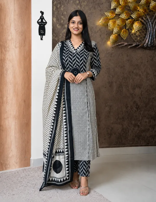 Black_White_Cotton_Straight_Geometric_Print_Kurta_Set_For_Women