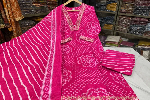 Pink_Cotton_Straight_Printed_Kurta_Set_For_Women